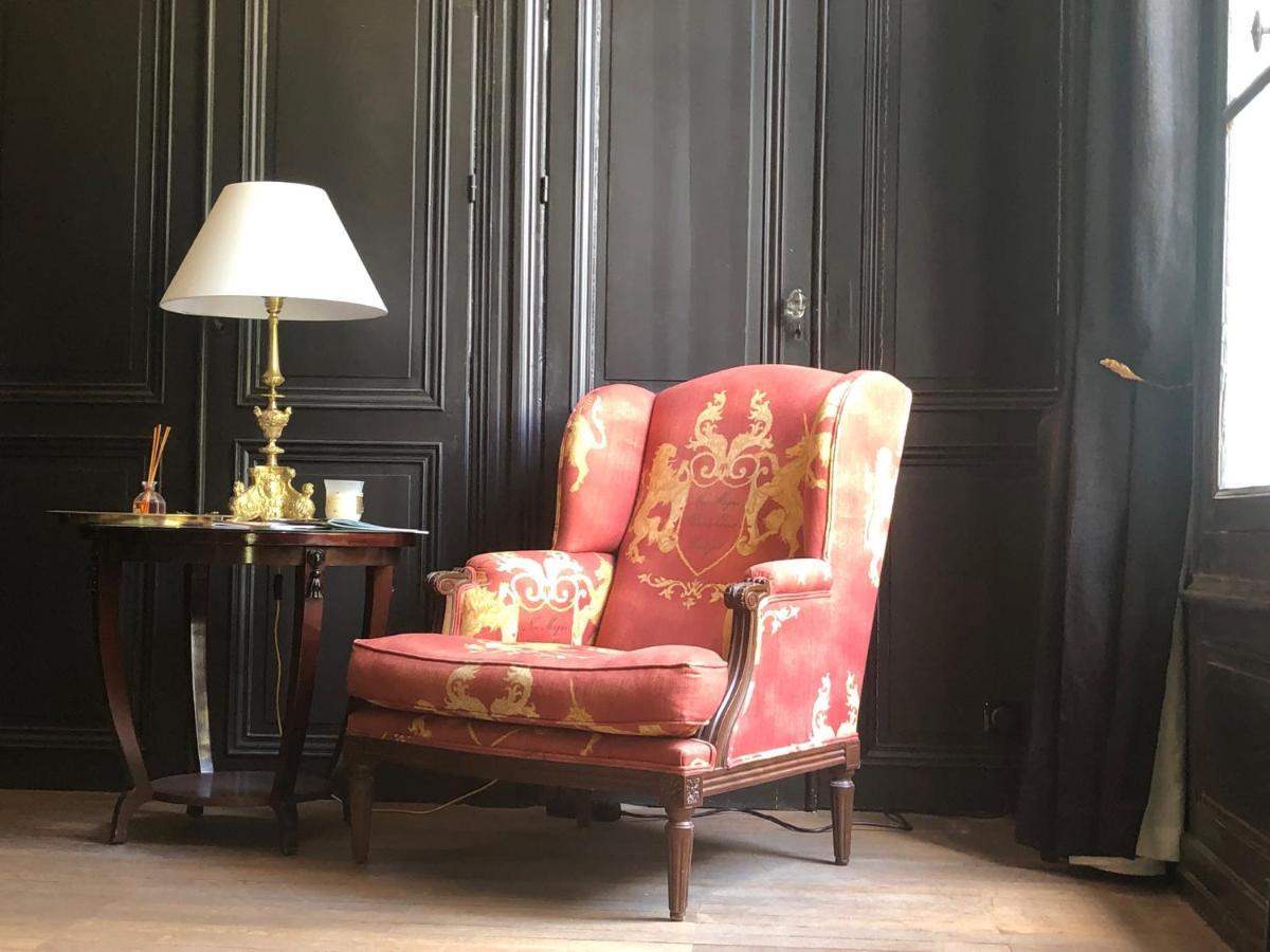 La Grande Carree Bed & Breakfast Saint-Cyr-sur-Loire Dış mekan fotoğraf