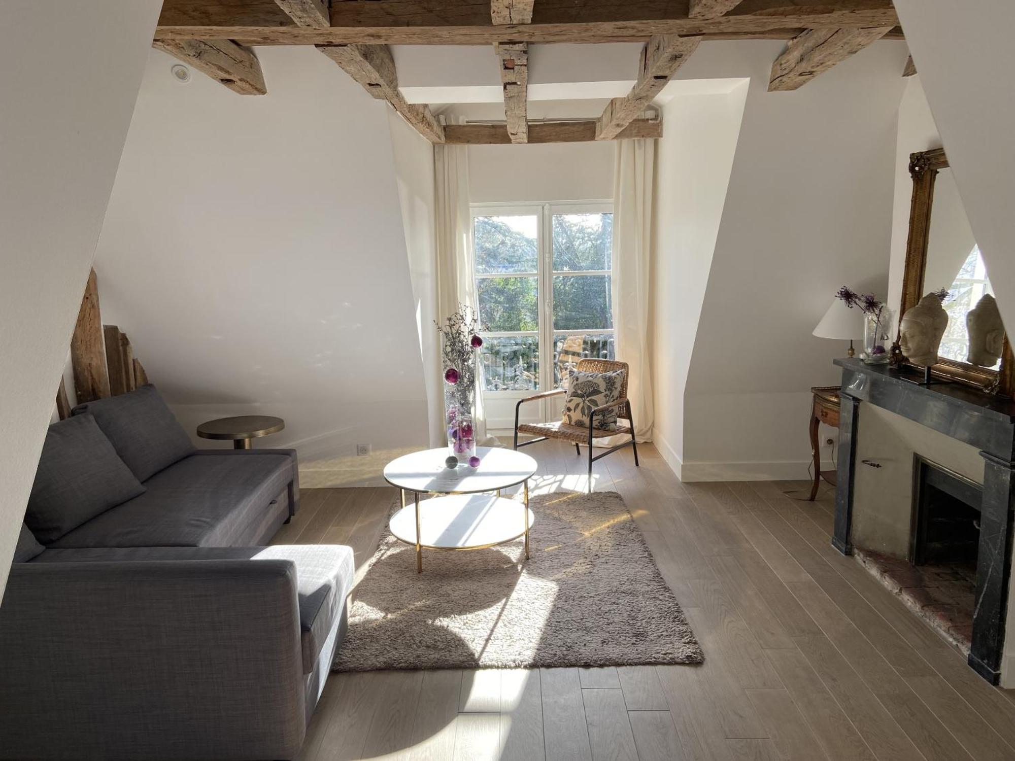 La Grande Carree Bed & Breakfast Saint-Cyr-sur-Loire Dış mekan fotoğraf